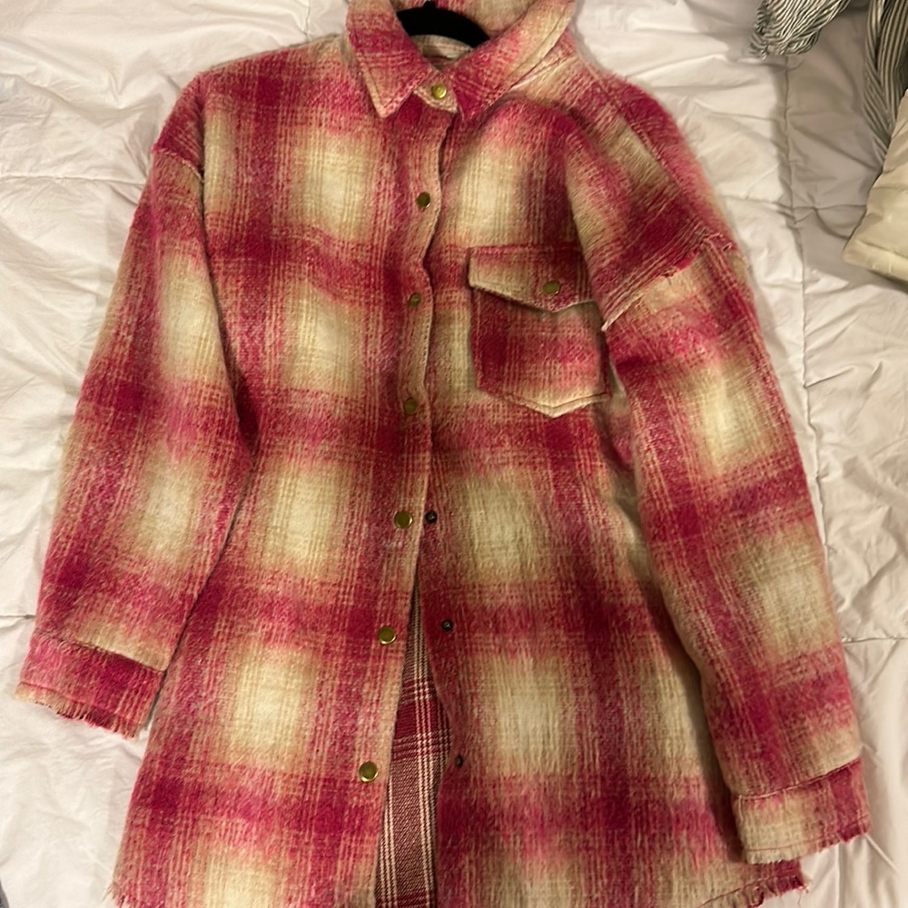 Super cute over sized flannel
